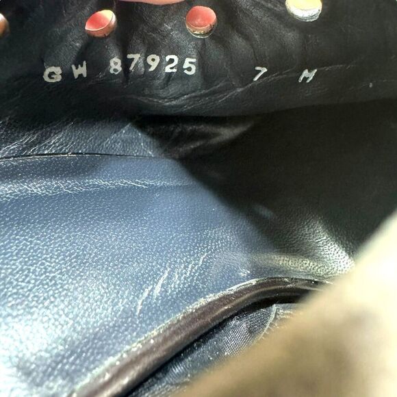 Stuart Weitzman Portside Gray Suede Grommet Platform Slingback Stiletto Sz 7 M - Picture 11 of 11